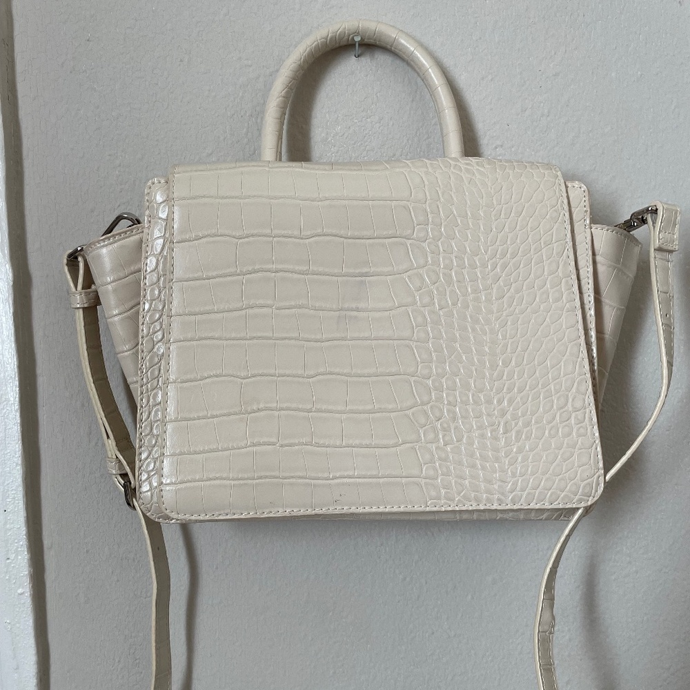 Cream Snake Skin Medium Size Purse